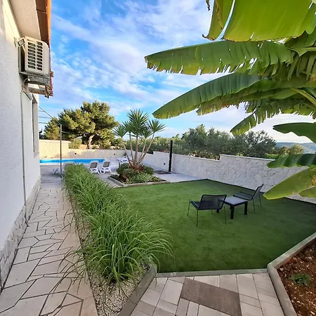 House Ana- For Quite And Relaxing Vacation Holiday home