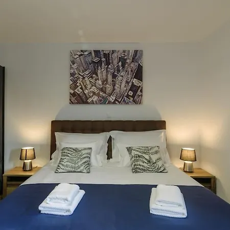 House Ana- For Quite And Relaxing Vacation * Seget Vranjica
