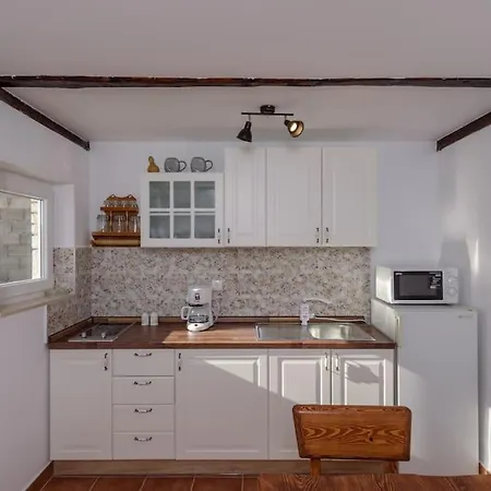 House Ana- For Quite And Relaxing Vacation Dom wakacyjny Seget Vranjica